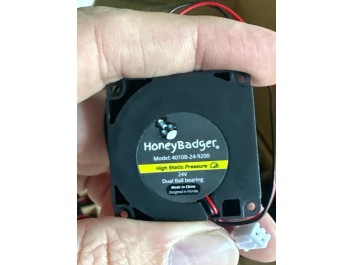 4010 blower P-Series fan by HoneyBadger: Kraftfuldt og effektivt kølingssystem 2